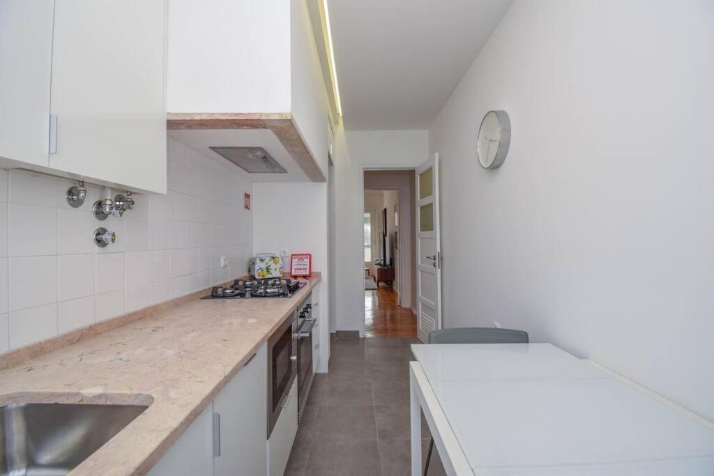 Cozy And Sunny Family Apartment Lissabon Exterior foto